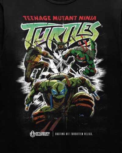 Comics 'TMNT 2004' Staple Graphic Tee