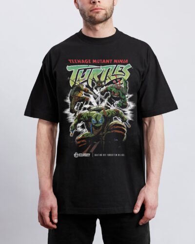 Comics 'TMNT 2004' Staple Graphic Tee